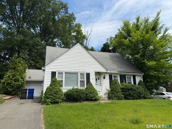 16 Harding Ave, Newington, CT 06111
