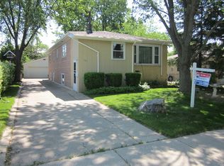 107 Eastview Ave, Bensenville, IL