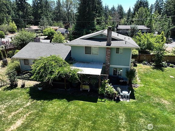 3rd image of 6819 E 254th Street