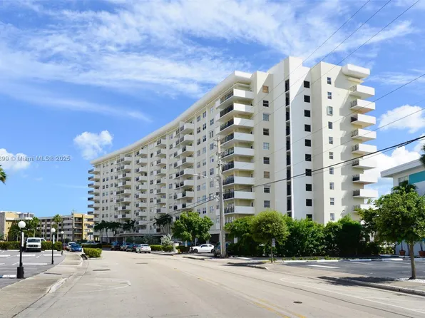 401 Golden Isles Dr APT 613, Hallandale, FL 33009