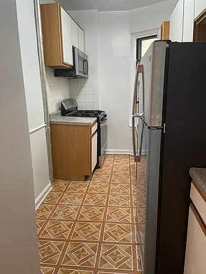 Rented by Compass | media 10