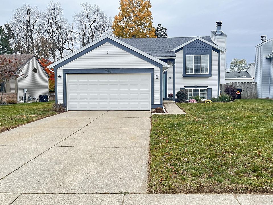 1st image of 755 Springwood Dr SE