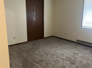 303 W Garden St #5, Chippewa Falls, WI 54729