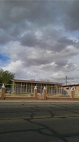1st image of 5001 E Yandell Dr
