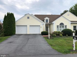 18914 Dover Dr, Hagerstown, MD 21742