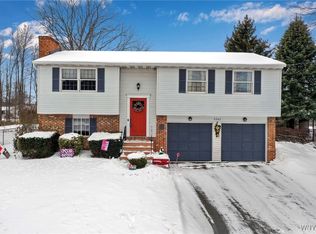 5342 Ernest Rd, Lockport, NY 14094