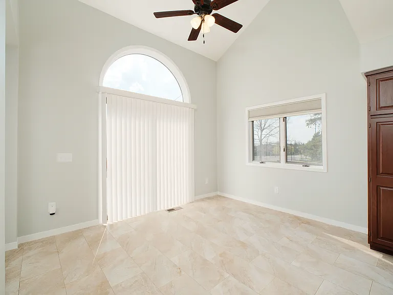 1083 N Livernois Rd — Photo 11