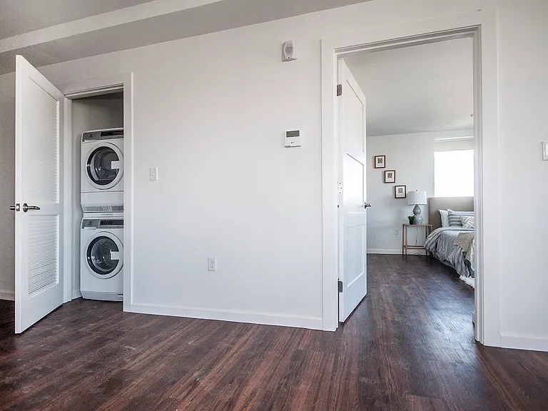 21 Sunset St #305 — Photo 7