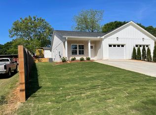 1302 Spring Dr, Opelika, AL 36801