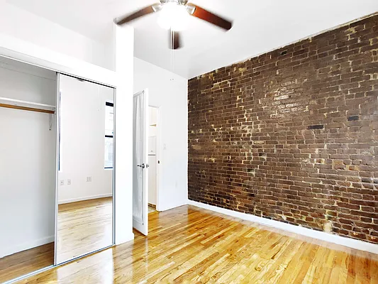 Rented by Union Square Property Management | media 9