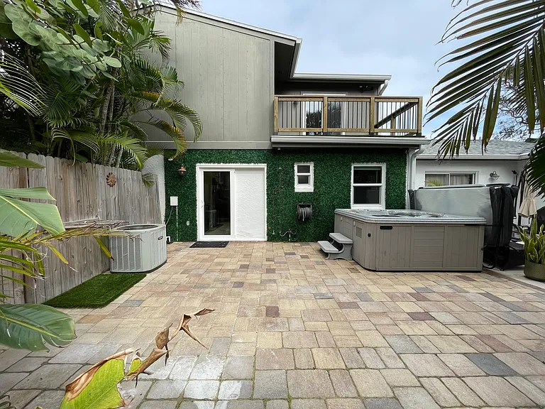 340 S Orlando Ave — Photo 39