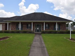 7673 Boardwalk, Lumberton, TX 77657