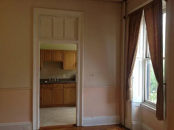 1404 Madison Ave — Photo 6
