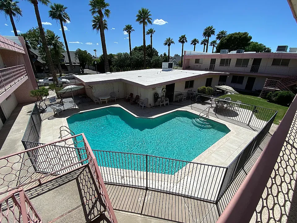 Fleetwood Apartments