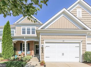 183 Long Point Dr, Fredericksburg, VA 22406