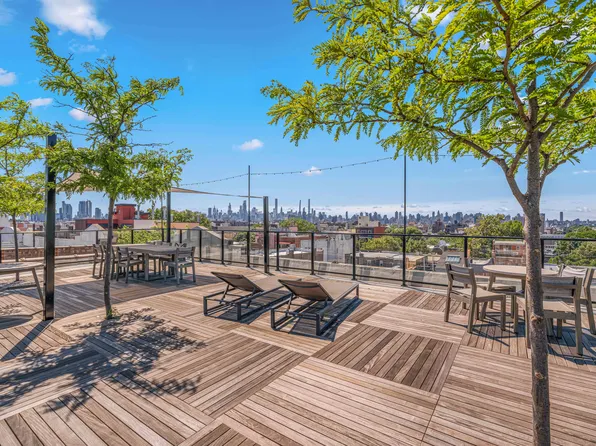 24-75 38th Street image 25 of 28