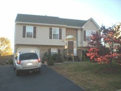 1314 Cedar Hl, Roanoke, VA, 24019