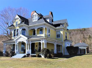 2025 Riverside Dr, North Tazewell, VA 24630