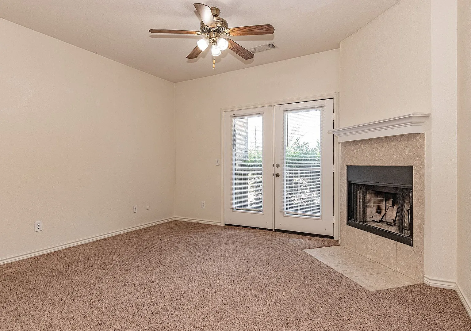 Stonegate Apartments — Photo 3