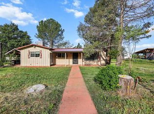10262 Salmon Creek Rd, Redding, CA 96003