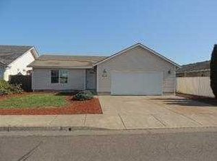 375 Kingfisher Ct SE, Albany, OR 97322