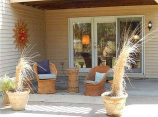 3920 Glass Rd NE APT B, Cedar Rapids, IA 52402