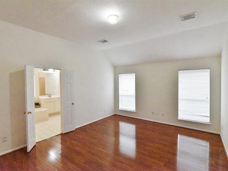 1210 Ivory Meadow Ln — Photo 17
