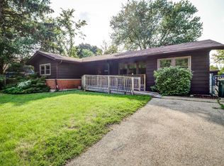 1024 Hahn Pl, West Chicago, IL 60185