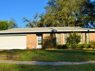 6137 Golden Grove Rd W, Jacksonville, FL 32244