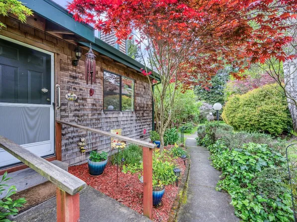 38 Pine Tree Circle, Cotati, CA 94931