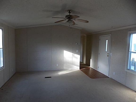 4th image of 3001 Blackjack Ln