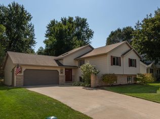 1144 Knoll Ct NW, Rochester, MN 55901