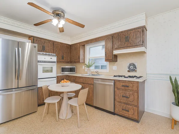 115 Sheraden Avenue image 12 of 31