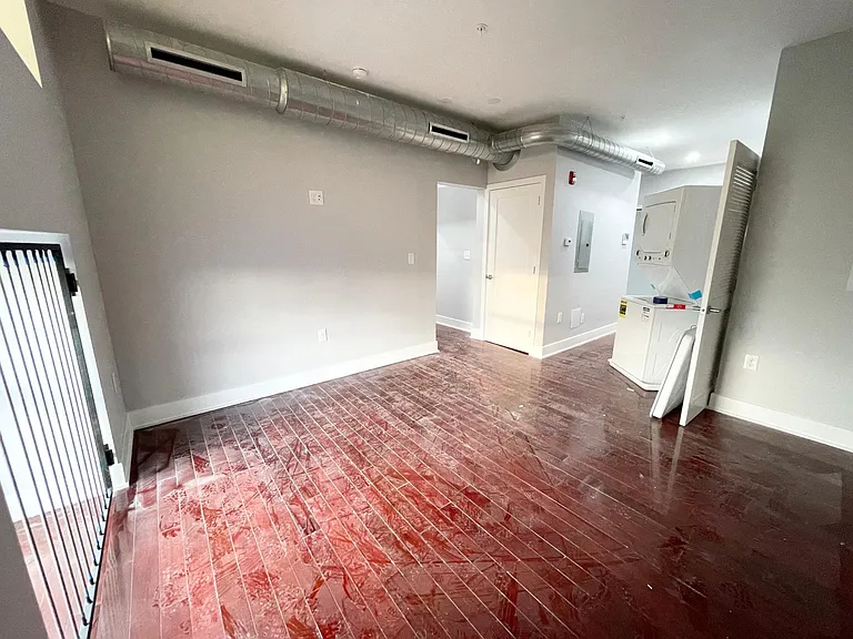302 Richmond St #6A — Photo 7