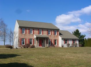 6 Pond View Dr, Elverson, PA 19520