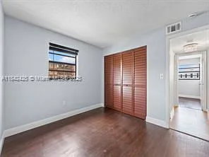 1820 W 53rd St — Photo 12