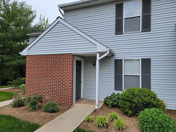 2nd image of 52 Hilldale Dr