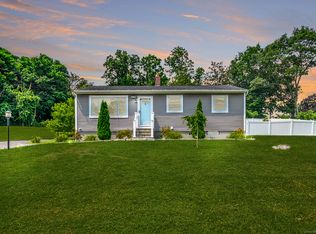 3 Henso Dr, Danbury, CT 06811