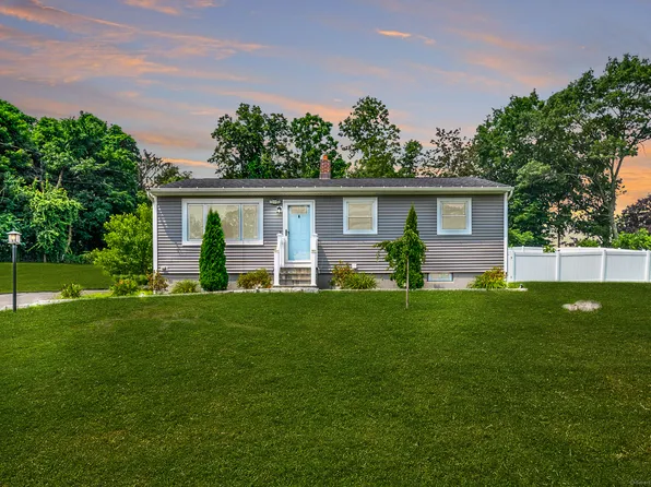 3 Henso Drive, Danbury, CT 06811