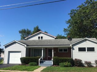 811 Hamilton St, Ogdensburg, NY 13669