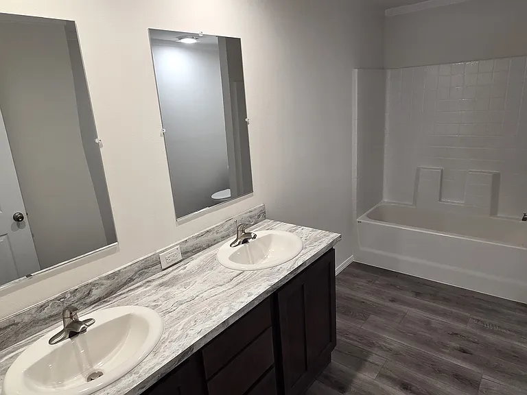 21531 E Hideaway Ln — Photo 6