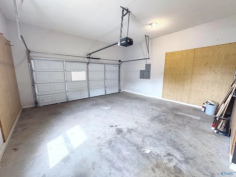 192 Rosecliff Dr — Photo 25