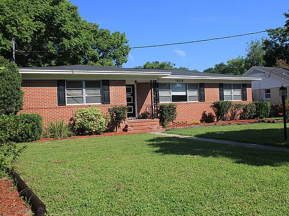 3rd image of 4338 Gadsden Ct