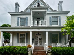 253 Carr Ave, Clarksburg, WV 26301