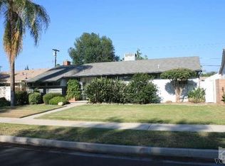 8118 Loma Verde Ave, Canoga Park, CA 91304