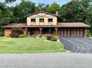 21 Lakeview Dr, Freeburg, IL