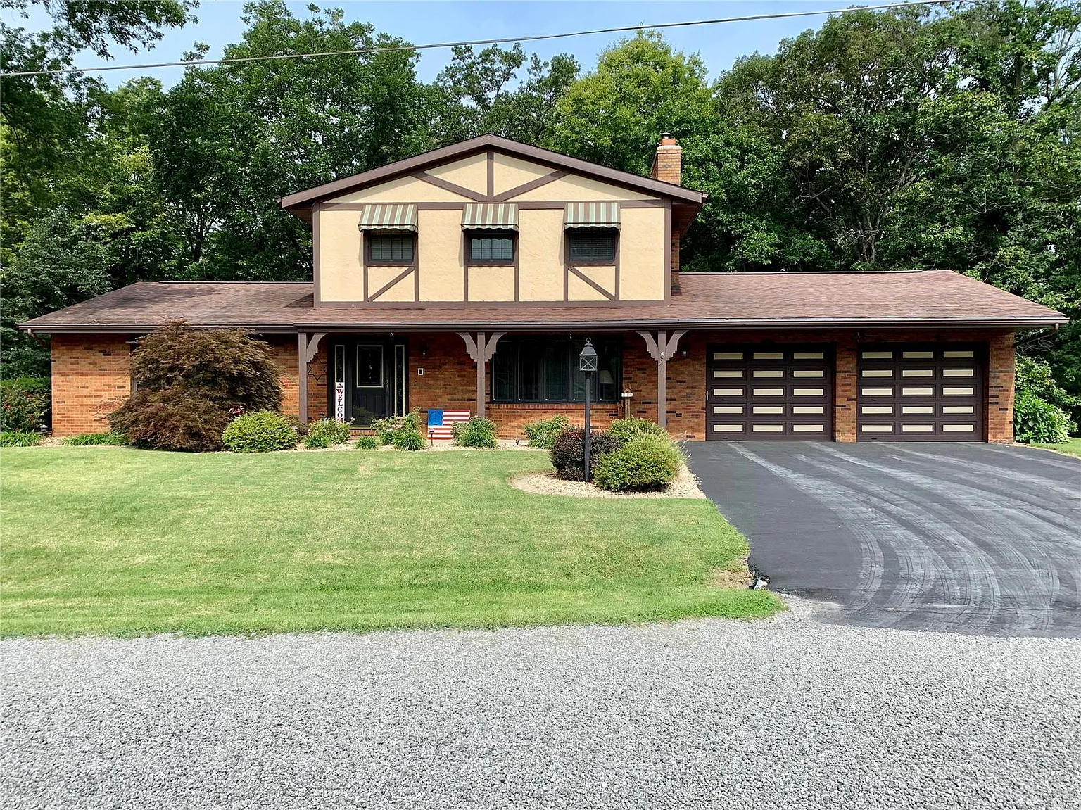 21 Lakeview Dr photo 1