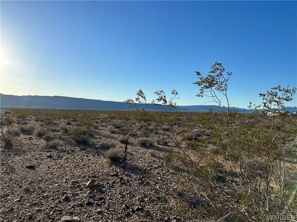 S Ashurst Rd, Yucca, AZ 86438