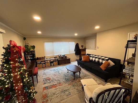 4th image of 2162 Carlmont Dr APT 5