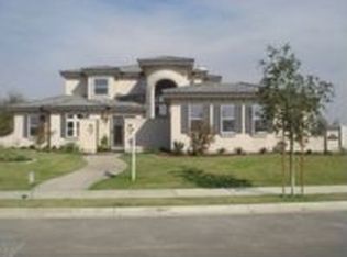 12104 Thornwood Dr, Bakersfield, CA 93311